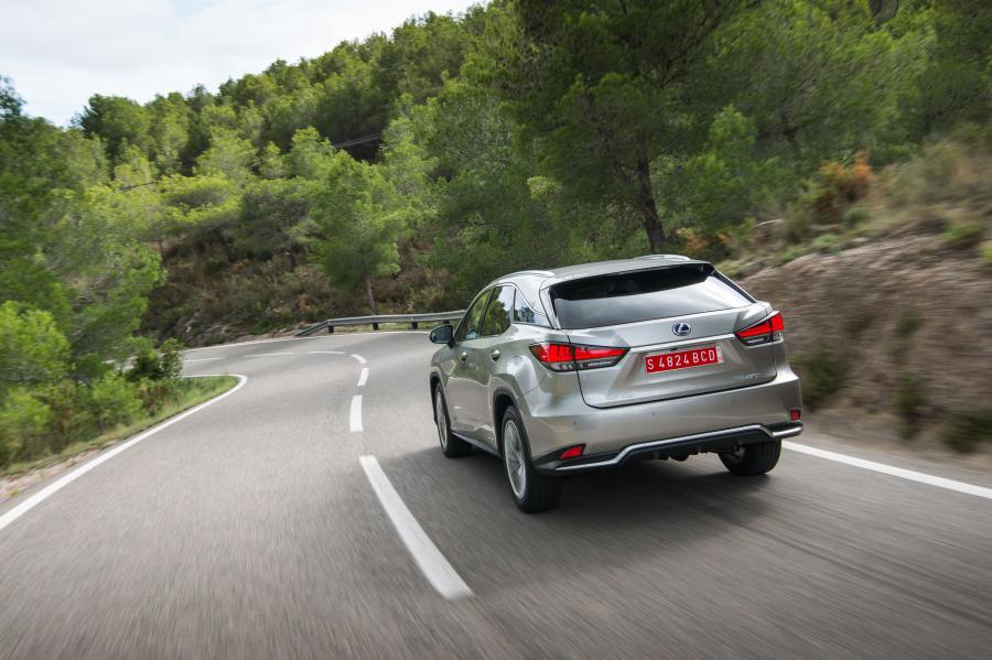  Lexus RX450h 2019 года  (WW) (фото 26 из 97)